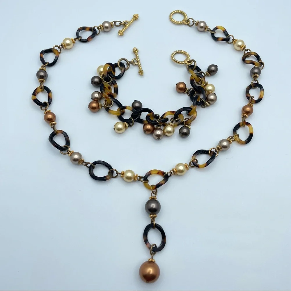 Unsigned bracelet set